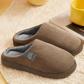 Pantufa Feminina Peluciada Antiderrapante - Confitt [035] - Pantufa Feminina Peluciada Antiderrapante - Confitt Miazzi Marrom 36 